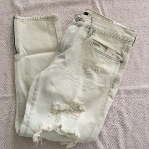 NWT Kendall & Kylie girlfriend jeans 27